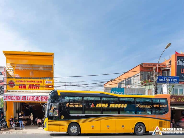 Hỗ trợ khách hàng tại Nhà xe An Anh