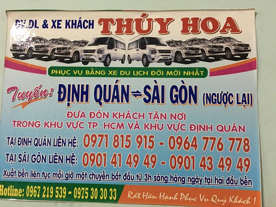 Hỗ trợ khách hàng tại nhà xe Thúy Hoa